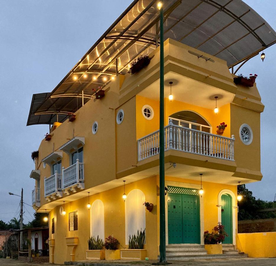 El Nido Boutique B&B Puerto Lopez Exterior photo